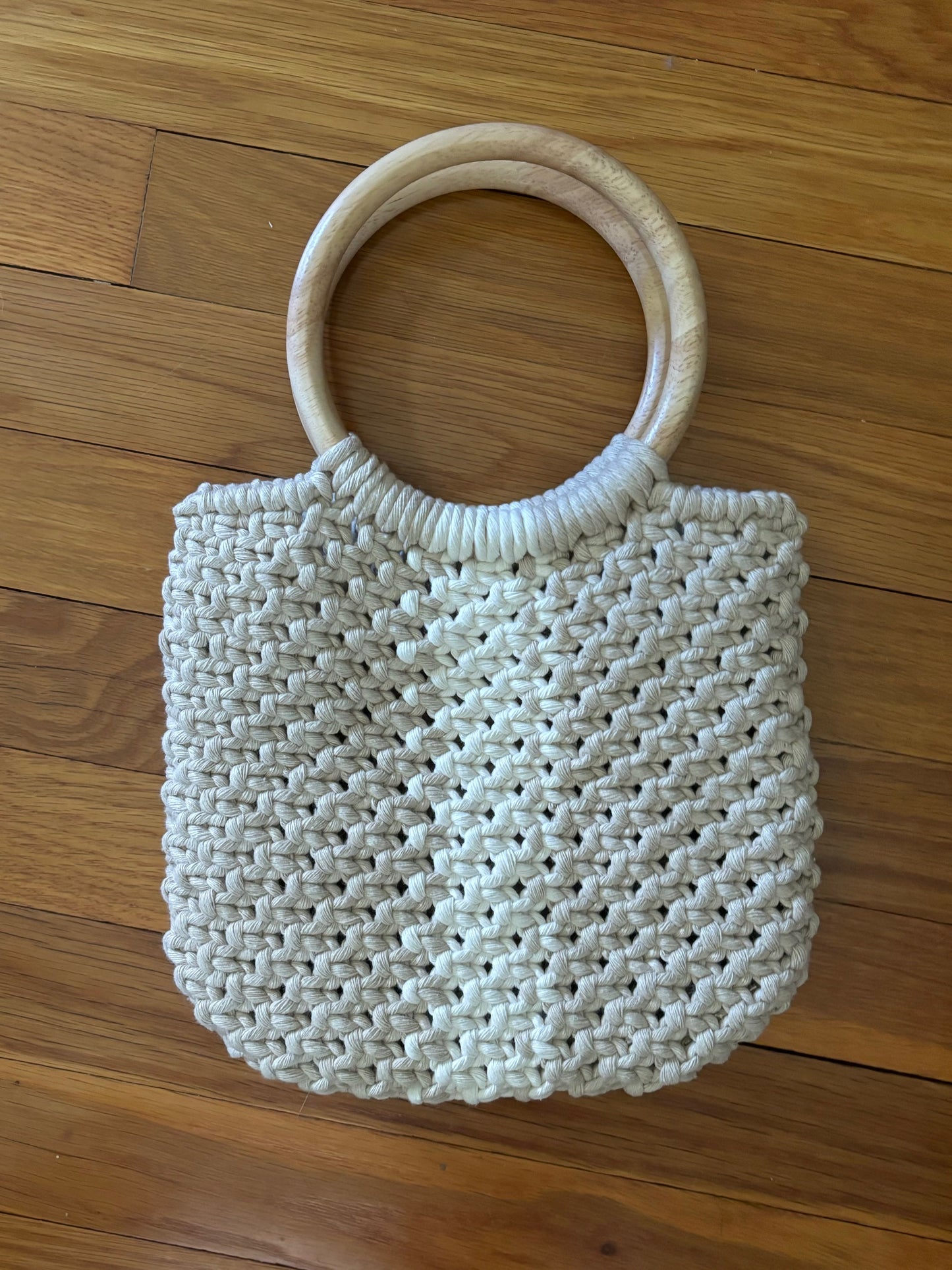 Stripe Macrame bag on Round Wood Handle