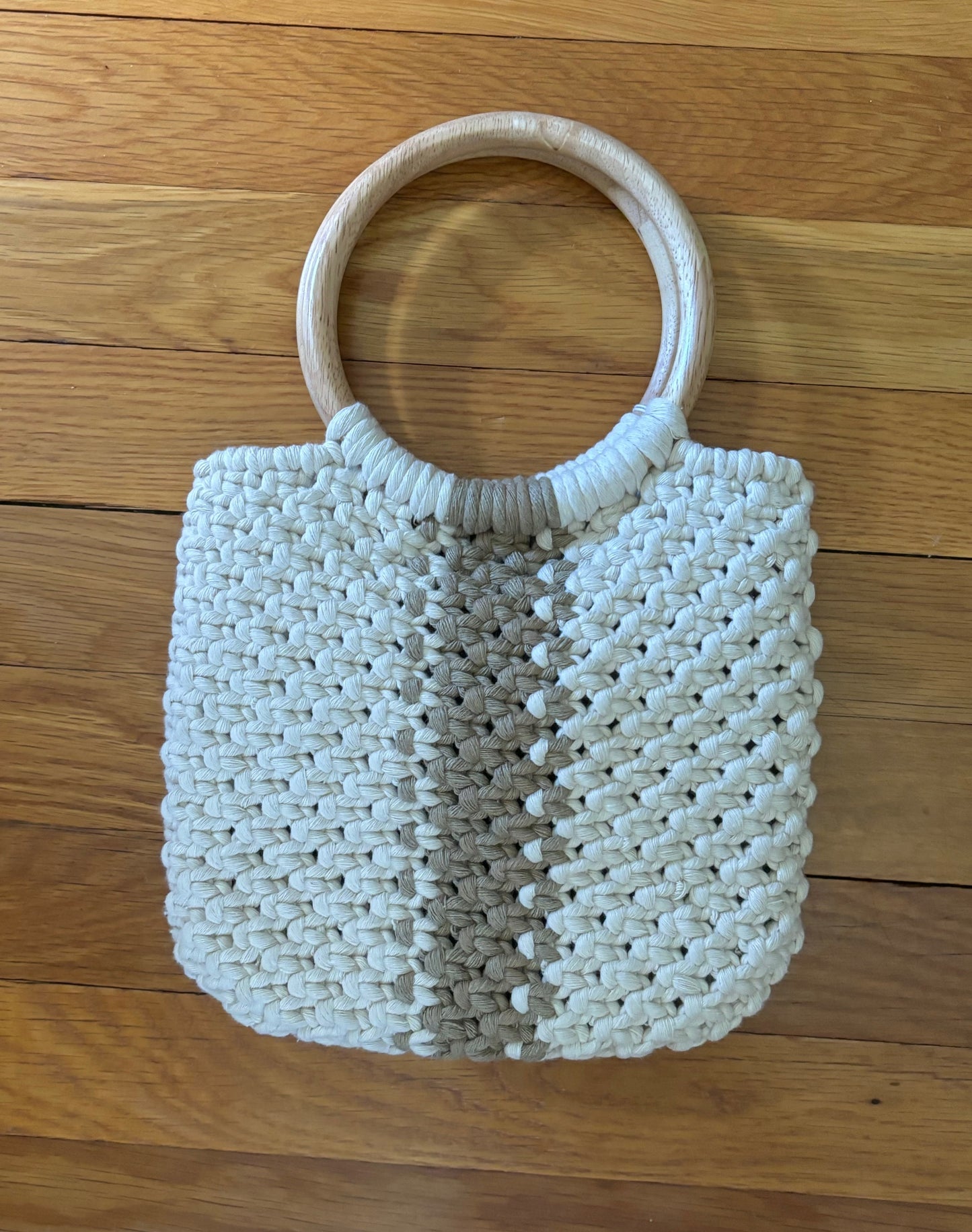 Stripe Macrame bag on Round Wood Handle